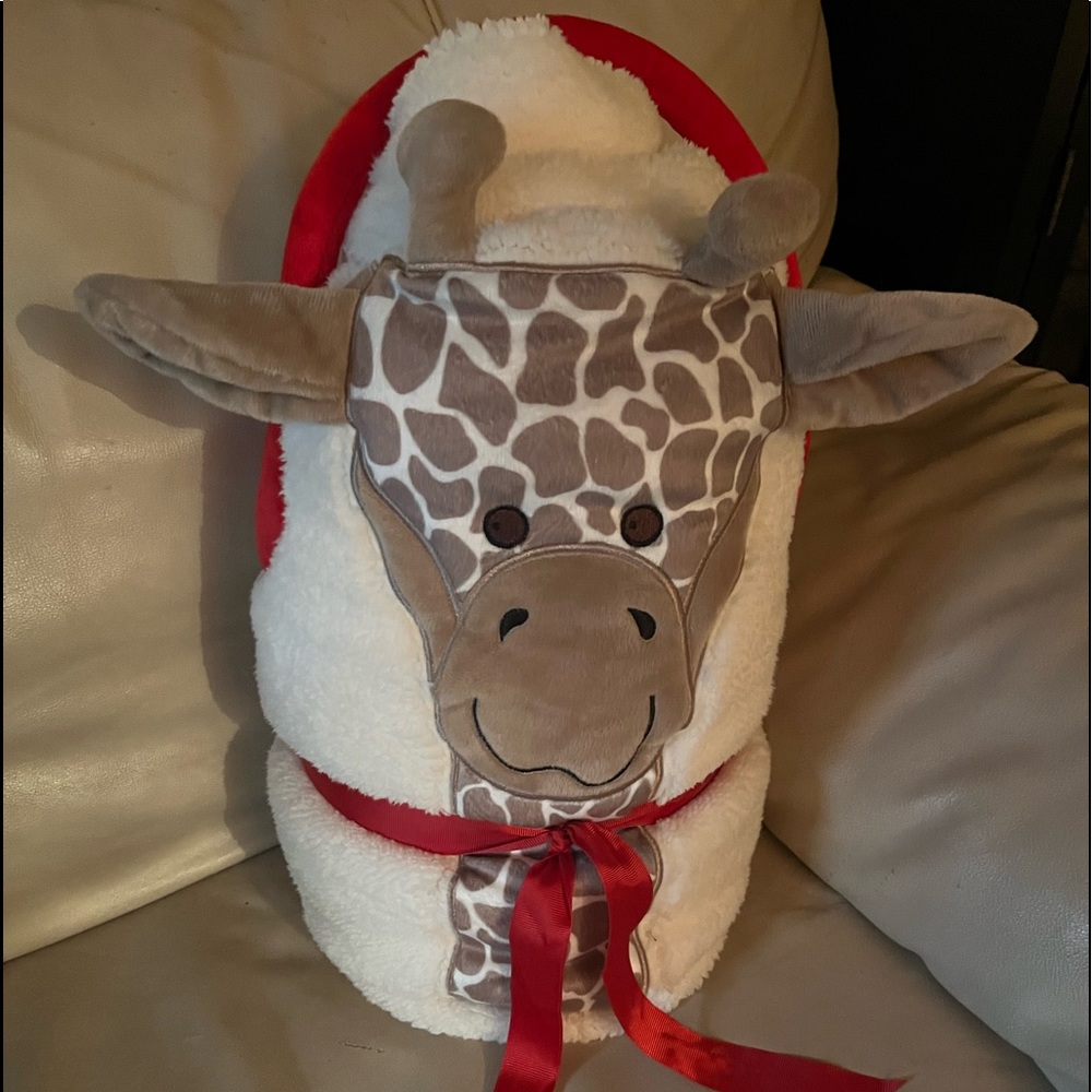 SNOW THROWS - GIRAFFE COZY THROW BLANKET- **NEW W| TAGS !! *** SUPER CUTE & SOFT